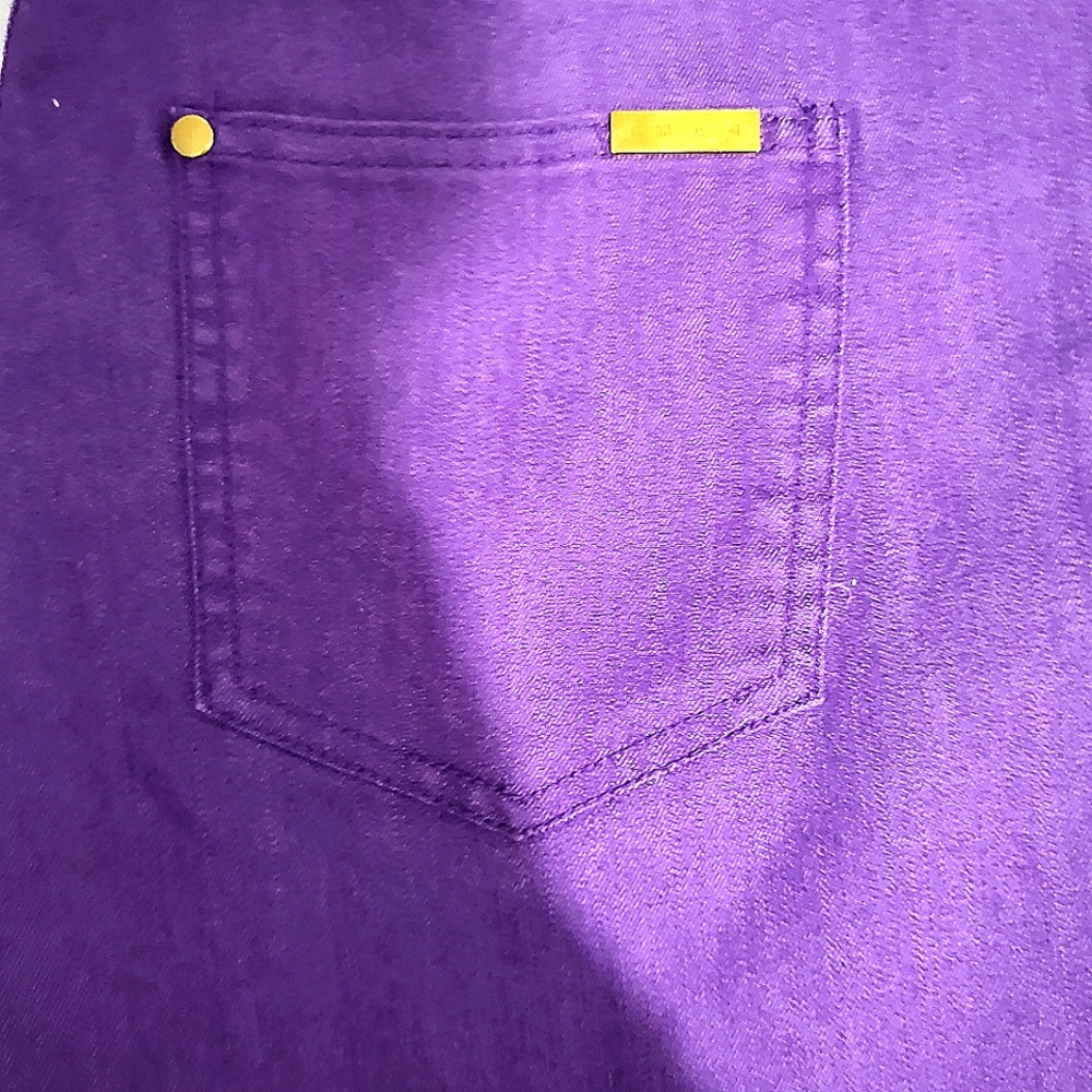 Iman Purple Jeans Size Large New With Out Tags.